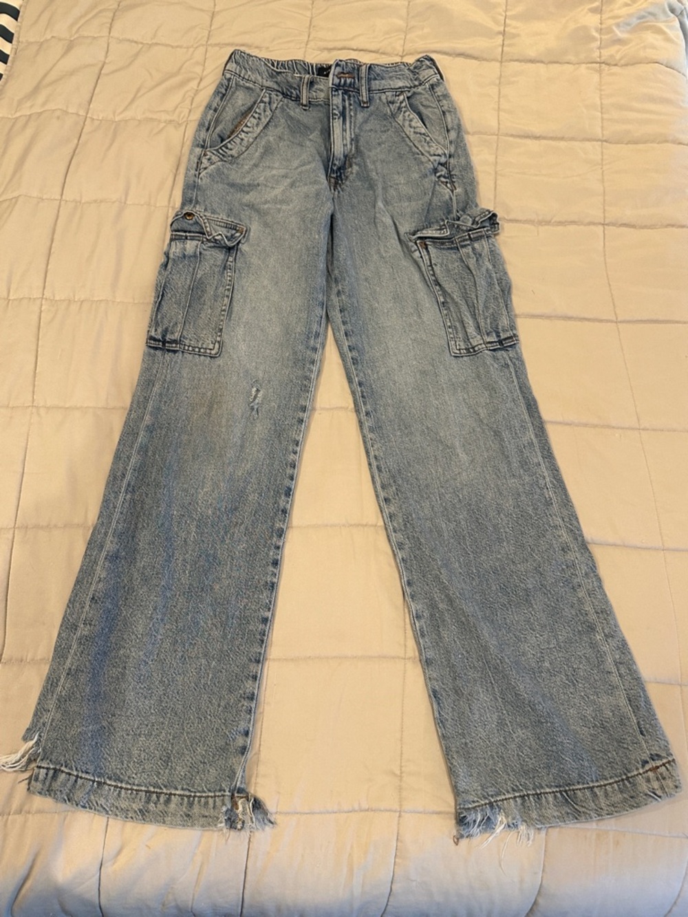 Aeropostale Light Blue Wide-Leg Cargo Jeans